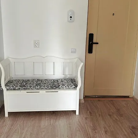 Eral Apartment *